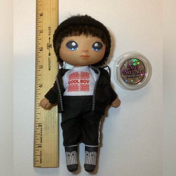 NA NA NA SURPRISE SPARKLE ANDRE AVALANCHE DOLL - Picture 2 of 6